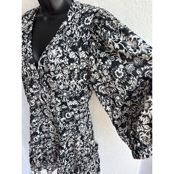 Olivaceous NWT Floral Cottagecore Mini Flare Dress Puff Sleeve Coquette Girly L - Picture 3 of 11